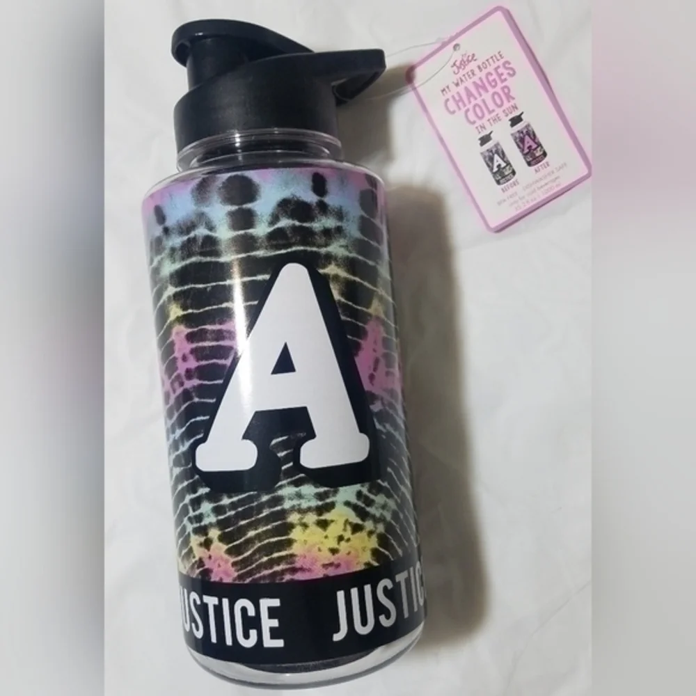 Justice My Water Bottle Changes Color 34 OZ.
